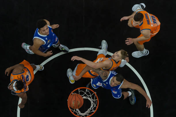 的崭露头角 的崭露头角